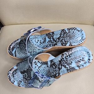 Donald Pliner Illiad‎ Leather Snake Buckle Platform Cork Wedges Blue Black 7.5 M
